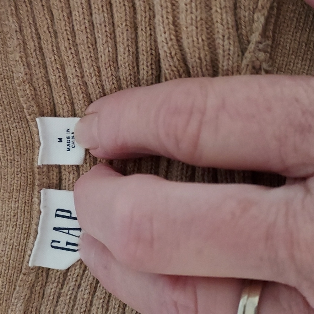 Gap sweater - Picture 7 of 9